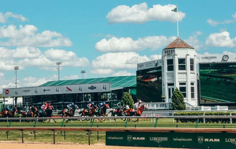 Luxury stay near Churchill Downs